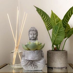 Meet your Posher, Don